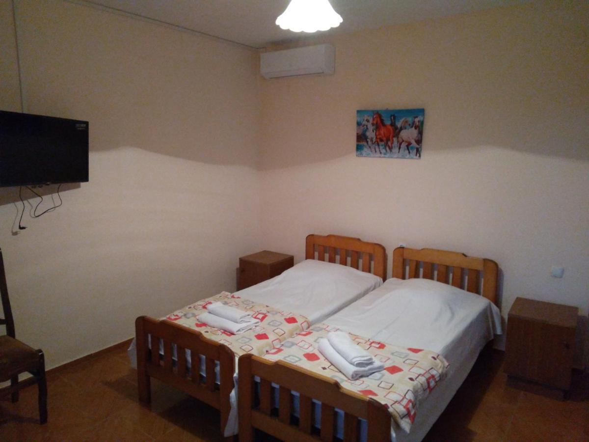 Nika Inn 科布列季 外观 照片